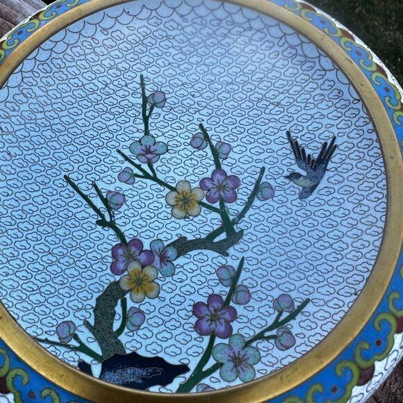 Cloisonné Bowl on Pedestal.  Antique.   Beautiful piece for display - Picture 4 of 8